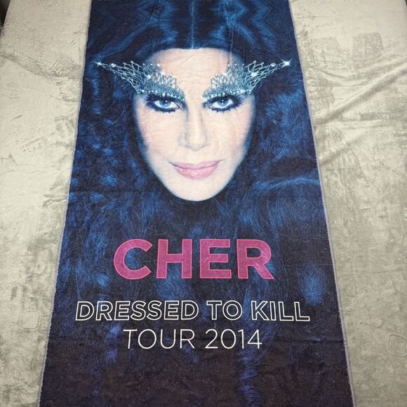 Cher Dressed To Kill Tour 2014 Beach Towel 57x27 USA Collectible - Picture 1 of 5
